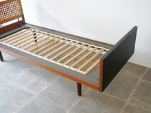 画像をギャラリービューアに読み込む, Hans J Wegner Getama ハンス ウェグナー ゲタマ ダブルベッド 北欧ヴィンテージ チーク材 ベッド