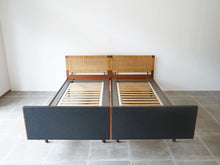 画像をギャラリービューアに読み込む, Hans J Wegner Getama ハンス ウェグナー ゲタマ ダブルベッド 北欧ヴィンテージ チーク材 ベッド
