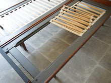 画像をギャラリービューアに読み込む, Hans J Wegner Getama ハンス ウェグナー ゲタマ ダブルベッド 北欧ヴィンテージ チーク材 ベッド