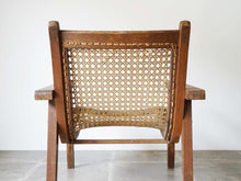 画像をギャラリービューアに読み込む, マホガニー材と籐のイージーチェアの背面