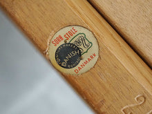 画像をギャラリービューアに読み込む, Danish furniture design Table with extension