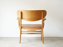 画像をギャラリービューアに読み込む, Hans J Wegner CH22 Carl Hansen&Søn ハンス ウェグナー カールハンセン オーク革張り イージチェア アームチェアの背面