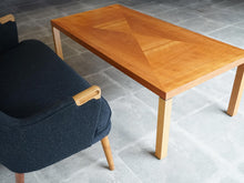 画像をギャラリービューアに読み込む, Erik Jørgensen Table エリック ヨルゲンセン チェリコーヒーテーブルとMini Bear Chair