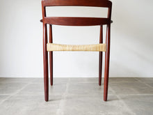 画像をギャラリービューアに読み込む, Ejner Larsen Aksel Bender Madsen Willy Beck アイナー ラーセン アクセル ベンダー マッセン ヴィリーベック 籐編み チークアームチェアの背面