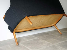 画像をギャラリービューアに読み込む, Hans J. Wegner “AP20” Sofa