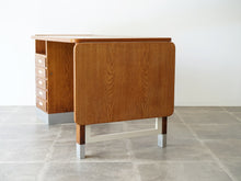 画像をギャラリービューアに読み込む, Tove Edvard Kindt-Larsen Childrens Desk トーベ・キンドラーセン 北欧ビンテージ 子ども用デスク 学習机 デザイナーズデスクの右側に折りたたみ延長板