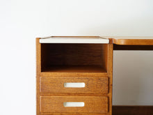 画像をギャラリービューアに読み込む, Tove Edvard Kindt-Larsen Childrens Desk トーベ・キンドラーセン 北欧ビンテージ 子ども用デスク 学習机 デザイナーズデスクの左側に棚