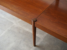 画像をギャラリービューアに読み込む, フリッツハンセン1940〜1950年代ビンテージのベンチ Fritz Hansen wood vintage Bench 木製の長椅子 ベンチの中央の脚