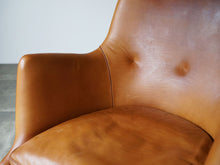 画像をギャラリービューアに読み込む, アルネ・ヴォッダーの革張りのイージーチェア Arne Vodder Arm chair upholstered with leather Ivan Schlechter レザーの一人がけ椅子の背もたれから肘掛け クッション