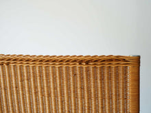 画像をギャラリービューアに読み込む, ポール・ケアホルム ラウンジチェアPK22 EKC製ヴィンテージ Poul Kjærholm PK22 Chair ケアホルムの椅子の背もたれ背面の籐 ラタン編み
