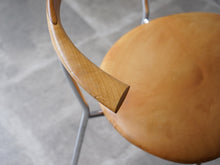 画像をギャラリービューアに読み込む, ハンスJウェグナー アームチェア ビンテージ PPモブラーHans J Wegner PP701 チェア アッシュ レザー ウェグナーの椅子のアームを上から