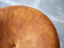 画像をギャラリービューアに読み込む, ポールケアホルム スツール ビンテージ EKC製 Poul Kjærholm PK33 Stool スツールの座面アップ