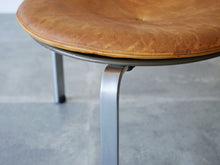 画像をギャラリービューアに読み込む, ポールケアホルム スツール ビンテージ EKC製 Poul Kjærholm PK33 Stool スツールの座面と脚