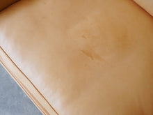 画像をギャラリービューアに読み込む, ポール・ケアホルム ラウンジチェア PK31 1シーター Poul Kjærholm PK31/1 Chair E Kold Christensen ヴィンテージ ソファの革にシミ