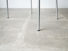 画像をギャラリービューアに読み込む, Hans J Wegner Johannes Hansen JH701 ハンス J ウェグナー ヨハネス ハンセン 北欧ヴィンテージ アームチェアの脚先