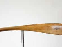 画像をギャラリービューアに読み込む, Hans J Wegner Johannes Hansen JH701 ハンス J ウェグナー ヨハネス ハンセン 北欧ヴィンテージ アームチェアの背もたれとフレーム