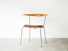 画像をギャラリービューアに読み込む, Hans J Wegner Johannes Hansen JH701 ハンス J ウェグナー ヨハネス ハンセン 北欧ヴィンテージ アームチェアの斜めから
