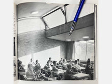 画像をギャラリービューアに読み込む, 参考文献ARNE-JACOBSEN-Arkitekt_Designer_p59