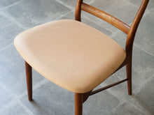 画像をギャラリービューアに読み込む, フィンユールのチェアSW96 Finn Juhl SW96 chair Søren Willadsen 北欧デザインの椅子の座面 ヌメ革