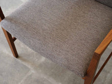 画像をギャラリービューアに読み込む, フィンユール ボヴィルケチェア Finn Juhl Bovirke arm chair フィンユールの椅子の座面