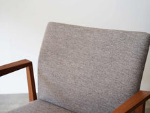 画像をギャラリービューアに読み込む, フィンユール ボヴィルケチェア Finn Juhl Bovirke arm chair フィンユールの椅子の背もたれ グレーのカブリエル生地