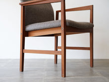 画像をギャラリービューアに読み込む, フィンユール ボヴィルケチェア Finn Juhl Bovirke arm chair フィンユールの椅子の脚