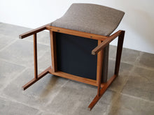 画像をギャラリービューアに読み込む, フィンユール ボヴィルケチェア Finn Juhl Bovirke arm chair フィンユールの椅子の裏面