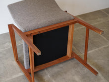 画像をギャラリービューアに読み込む, フィンユール ボヴィルケチェア Finn Juhl Bovirke arm chair フィンユールの椅子の裏面