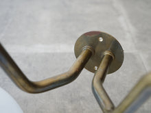 画像をギャラリービューアに読み込む, Vilhelm Lauritzen Louis Poulsen VL Bracket Lamp ヴィルヘルム ラウリッツェン ルイス ポールセン ブラケットランプオパールガラス 真鍮 ウォールランプの壁に接続部