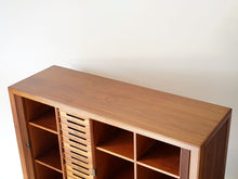 画像をギャラリービューアに読み込む, Peter Hvidt & Orla Mølgaard-Nielsen cabinet キューバンマホガニーのキャビネット ピーター・ビット&オルラ・ムルガード・ニールセン 超希少ビンテージ 北欧モダン 棚の天面