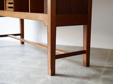 画像をギャラリービューアに読み込む, Peter Hvidt & Orla Mølgaard-Nielsen cabinet キューバンマホガニーのキャビネット ピーター・ビット&オルラ・ムルガード・ニールセン 超希少ビンテージ 北欧モダン 棚の脚