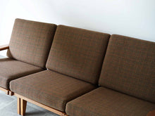 画像をギャラリービューアに読み込む, Hans J. Wegner GE370 Sofa