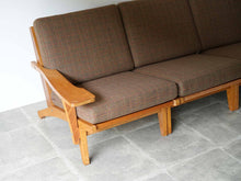 画像をギャラリービューアに読み込む, Hans J. Wegner GE370 Sofa