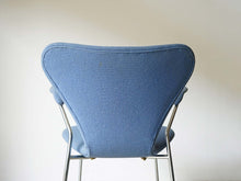 画像をギャラリービューアに読み込む, Arne Jacobsen Fritz Hansen FH3207 Seven chair アルネ ヤコブセン フリッツハンセン セブンチェア 肘掛け付き オフィスチェアの背面