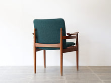 画像をギャラリービューアに読み込む, フィン・ユール アームチェア FD192 Finn Juhl Arm chair France&Son フィンユールの椅子の背面