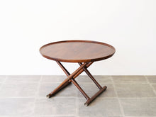 画像をギャラリービューアに読み込む, エジプシャンテーブル ブラジリアンローズウッド モーエンスラッセン Mogens Lassen Egyptian Table Rud Rasmussen 北欧名作家具 ラウンドテーブルの斜め