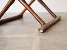 画像をギャラリービューアに読み込む, エジプシャンテーブル ブラジリアンローズウッド モーエンスラッセン Mogens Lassen Egyptian Table Rud Rasmussen 北欧名作家具 ラウンドテーブルの脚崎は真鍮