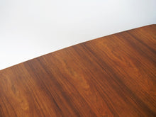 画像をギャラリービューアに読み込む, フィンユール ボヴィルケ ダイニングテーブル ブラジリアンローズウッド ダイニングテーブル Finn Juhl Bovirke Extendable dinning table テーブルを延長した様子 ローズウッドの木目