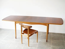 画像をギャラリービューアに読み込む, フィンユール ボヴィルケ ダイニングテーブル ブラジリアンローズウッド ダイニングテーブル Finn Juhl Bovirke Extendable dinning table テーブルを延長した様子
