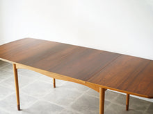 画像をギャラリービューアに読み込む, フィンユール ボヴィルケ ダイニングテーブル ブラジリアンローズウッド ダイニングテーブル Finn Juhl Bovirke Extendable dinning table テーブルの延長した様子