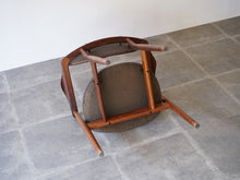 画像をギャラリービューアに読み込む, フィンユール NV55 アームチェア ブラジリアンローズウッド ニルスヴォッダー Finn Juhl NV55 arm Chair brazilian rosewood Niels Vodder フィンユールの椅子の裏面