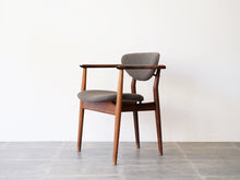 画像をギャラリービューアに読み込む, フィンユール NV55 アームチェア ブラジリアンローズウッド ニルスヴォッダー Finn Juhl NV55 arm Chair brazilian rosewood Niels Vodder フィンユールの椅子の斜め
