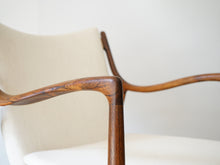 画像をギャラリービューアに読み込む, Finn Juhl Niels Vodder NV45 Chair Brazillian Rosewood フィン ユール ニルス ヴォッダー ブラジリアンローズウッド アームチェアの美しい肘掛け