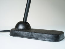 画像をギャラリービューアに読み込む, テーブルランプの土台を横から