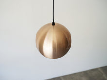 画像をギャラリービューアに読み込む, Verner Panton(ヴェルナー・パントン)Topanトッパンを上から