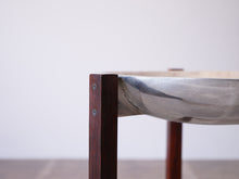 画像をギャラリービューアに読み込む, デンマークのフルーツボウル脚のアップ