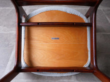 画像をギャラリービューアに読み込む, Erik Buch(エリック・バック)のダイニングチェアModel49の裏面