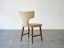 画像をギャラリービューアに読み込む, ヴィンテージのドレッサーチェアの後ろ