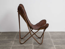 画像をギャラリービューアに読み込む, ホルヘ・フェラーリ=ハードイのバラフライチェア側面