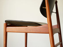 画像をギャラリービューアに読み込む, アルネ・ヴォッダーの椅子を右側からアップ